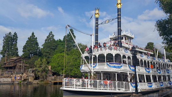 Mark Twain river boat